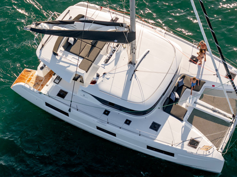 Hire a Lagoon Lagoon 51 Porto Cheli