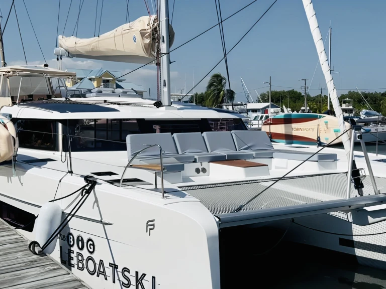 Hire Catamaran with or without skipper Fountaine Pajot Belize City