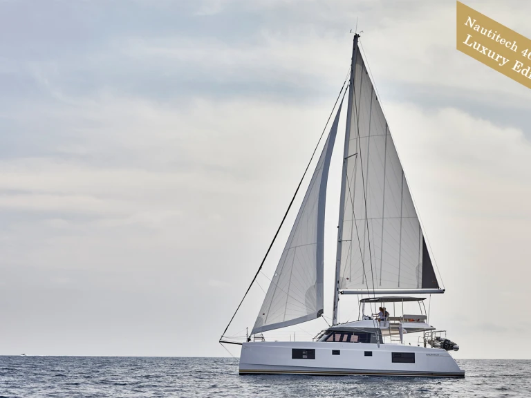 Hire Catamaran Nautitech with a boat licence