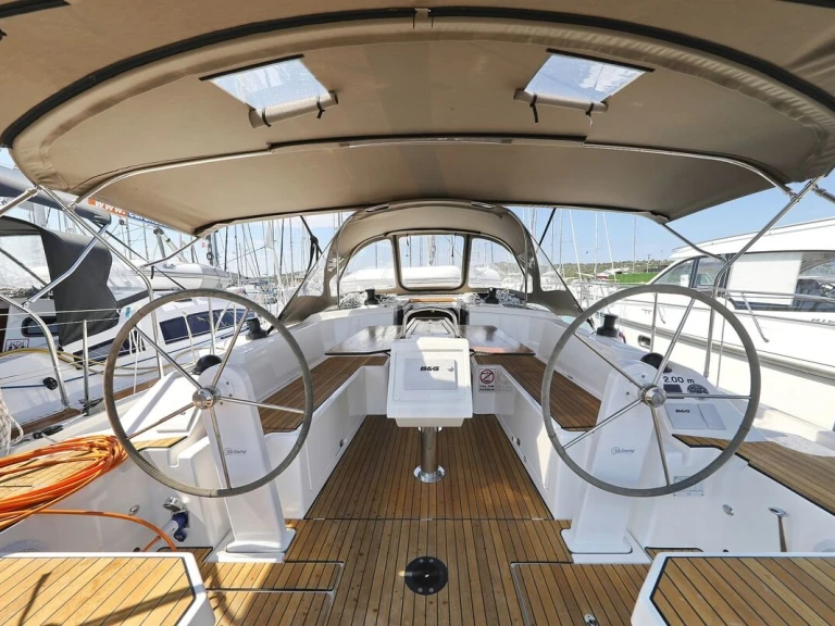 Hire Sailboat with or without skipper Bavaria Biograd na Moru