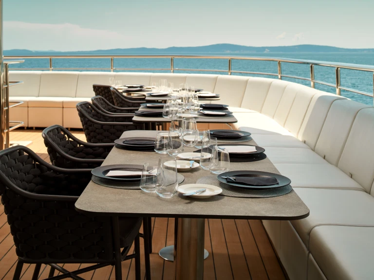 Hire Luxury Yacht with or without skipper  Split