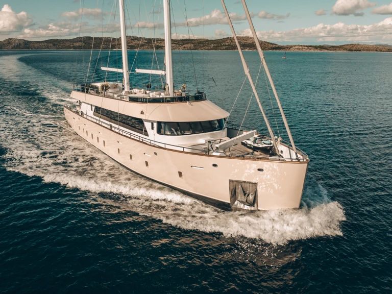 Yacht charter Split -  Motoryacht Maxita on SamBoat