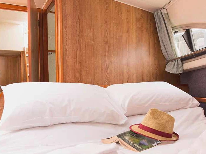 Yacht charter Homps - Le Boat Clipper on SamBoat