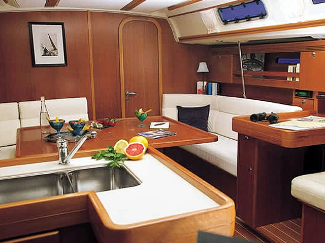 Sailboat to hire Punat at the best price