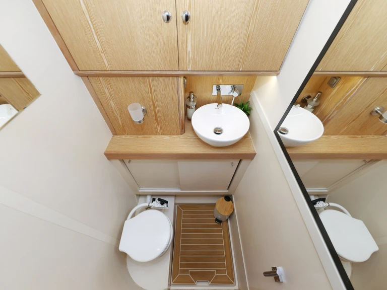 Hire a Hanse Hanse 575 Sukošan