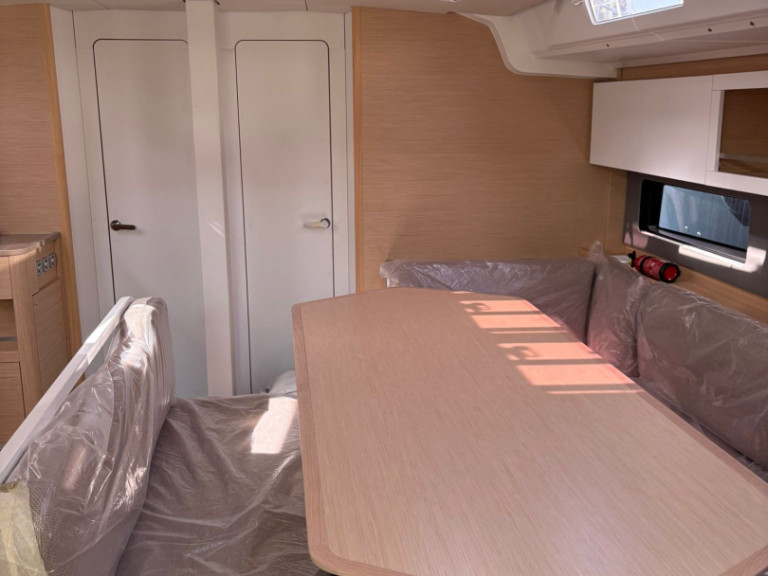 Hire Sailboat Dufour with a boat licence