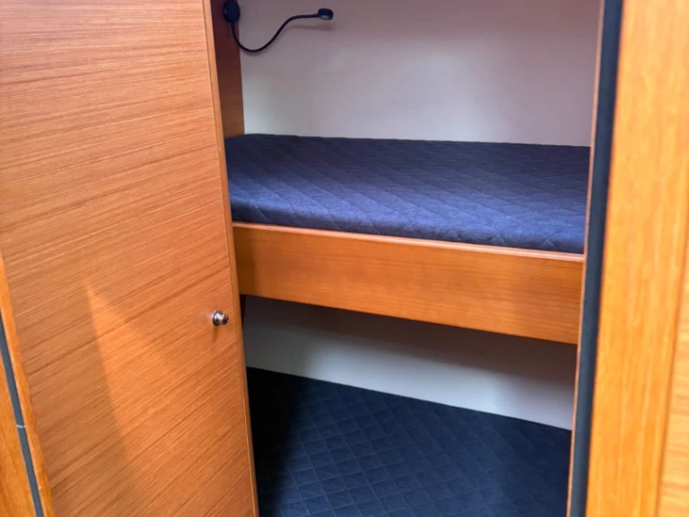 Hire Sailboat Dufour with a boat licence