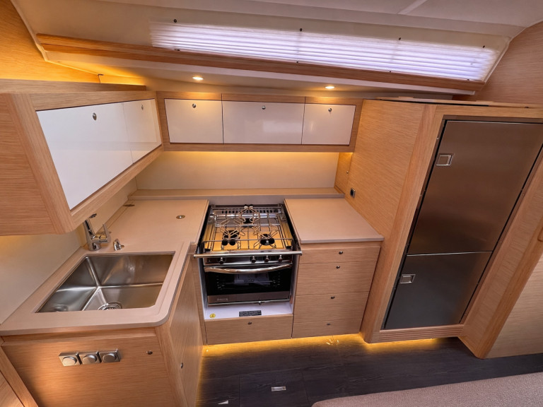 Hire Sailboat Dufour with a boat licence