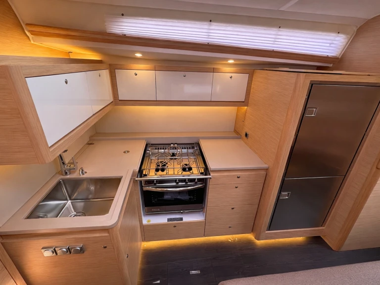 Hire Sailboat Dufour with a boat licence