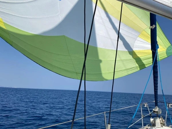 Sailboat to hire La Grande-Motte at the best price