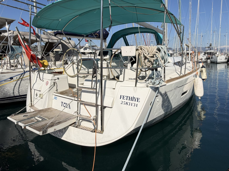 Hire a Jeanneau Sun Odyssey 439 Toya Fethiye