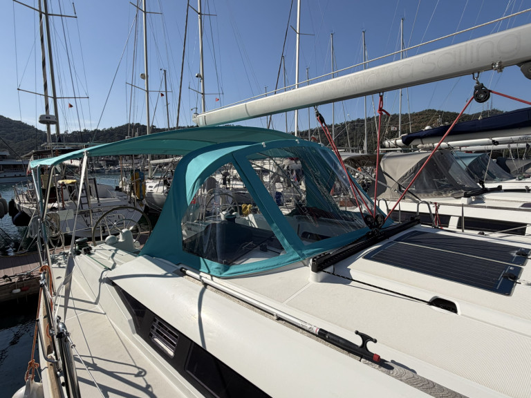 Sailboat hire in Fethiye - Jeanneau Sun Odyssey 439 Toya