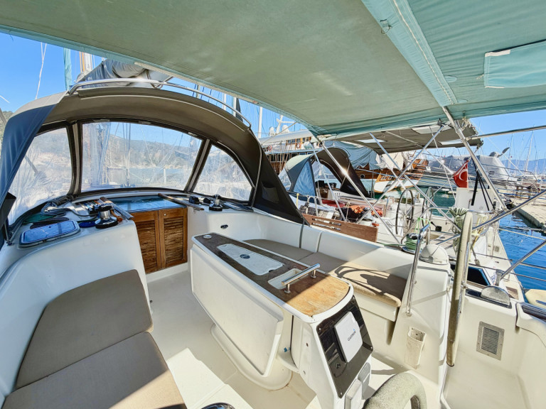 Sailboat hire in Fethiye - Bénéteau Beneteau Oceanis 40 Tigre