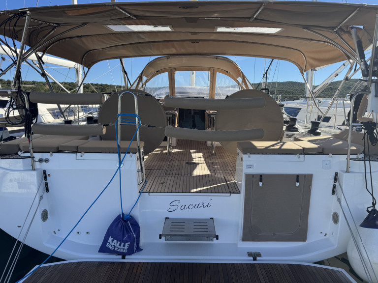 Yacht hire Golfo Aranci cheap Cruiser 46