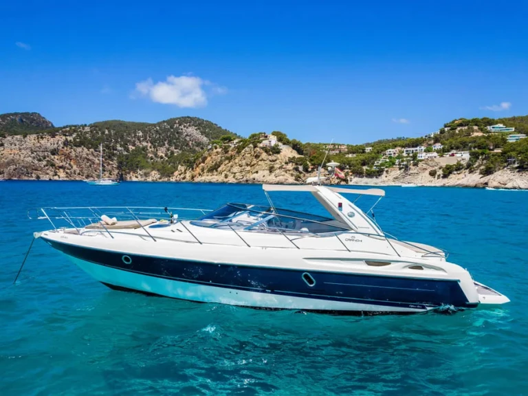 Motorboat hire in Cannes - Cranchi Endurance 41