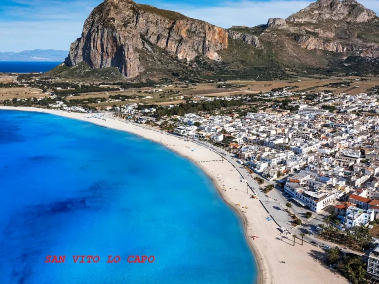 Hire Motorboat with or without skipper Cranchi Castellammare del Golfo