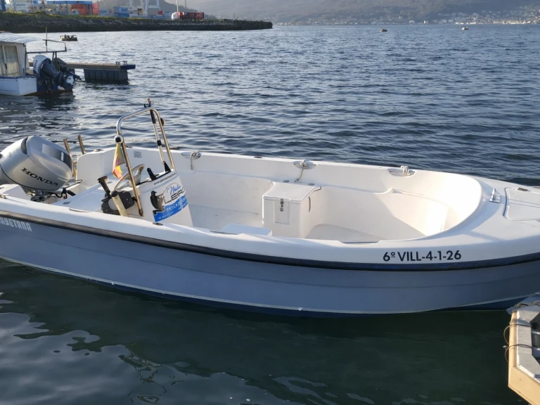 Yacht hire Marín cheap Quicksilver 500 Fish