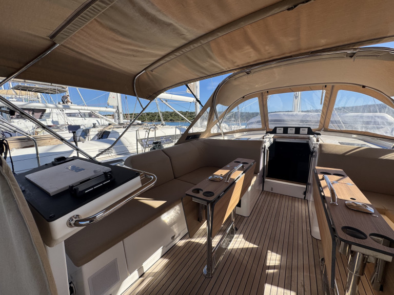 Yacht hire Golfo Aranci cheap Cruiser 46