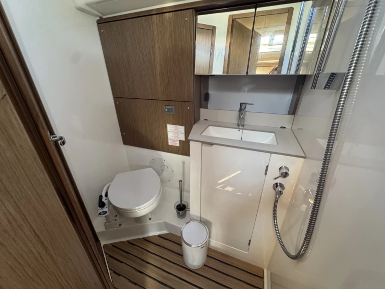 Sailboat hire in Golfo Aranci - Bavaria Cruiser 46