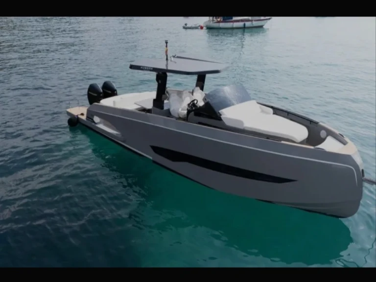 KUMBRA Kumbra 34 charter bareboat or skippered in  Mykonos Port