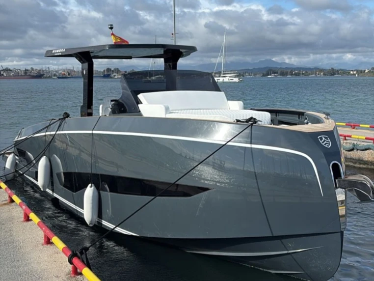 Yacht charter Mykonos Port - KUMBRA Kumbra 34 on SamBoat