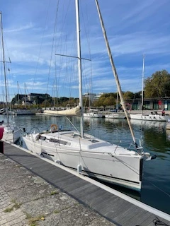 Yacht hire Arzon cheap Dufour 375