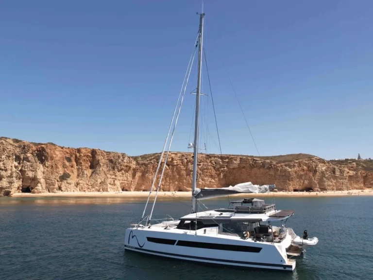 Yacht charter Cogolin - Fountaine Pajot Elba 45 on SamBoat