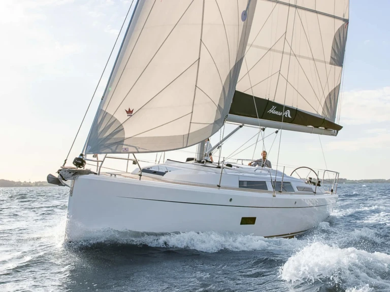 Yacht charter Port Grimaud - Hanse Hanse 348 on SamBoat