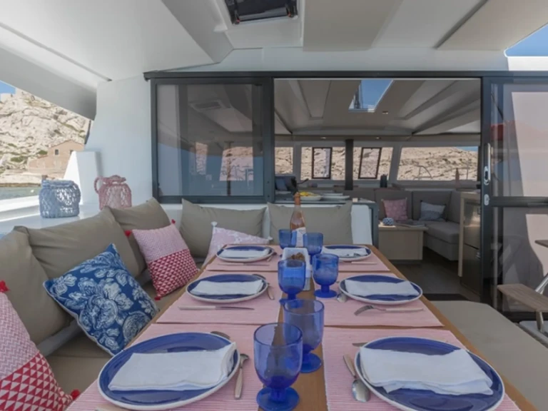 Charter a Fountaine Pajot Astrea 42 in Cogolin on Samboat