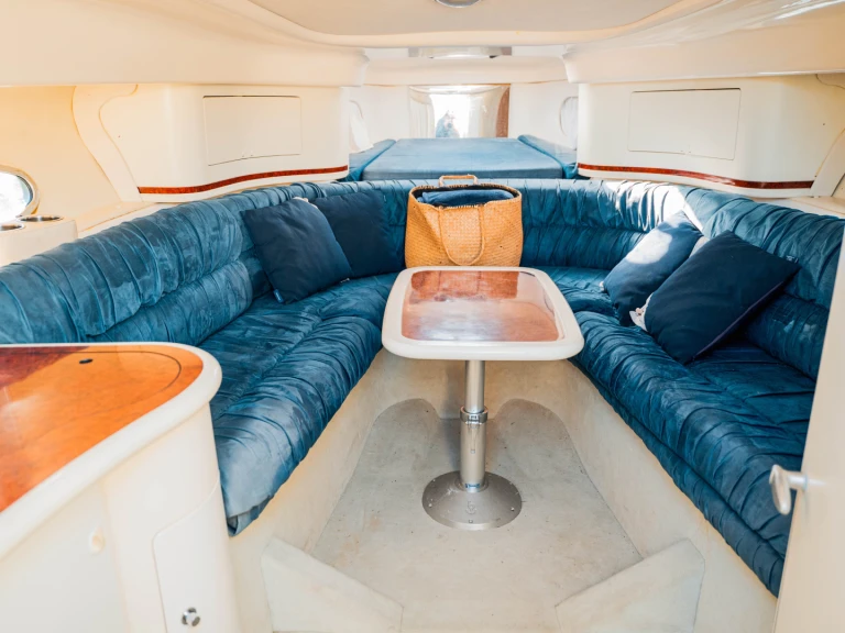 Yacht hire Como (City) cheap Aquamarina 31