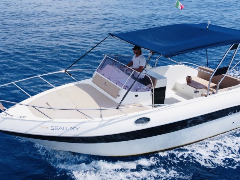 Yacht hire Giardini-Naxos cheap All 7.9.0 Open Day