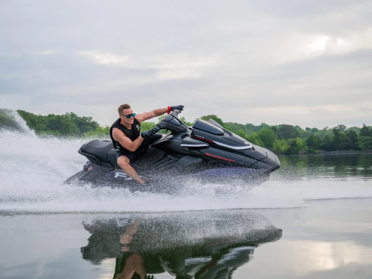 Charter a Yamaha FX SVHO in Sant Antoni de Portmany on Samboat