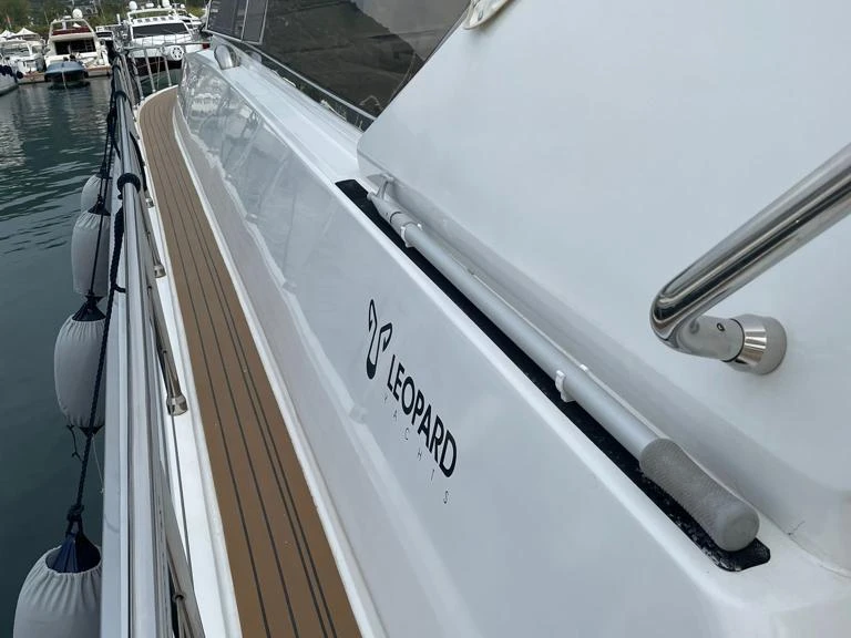 Luxury Yacht to hire Positano at the best price