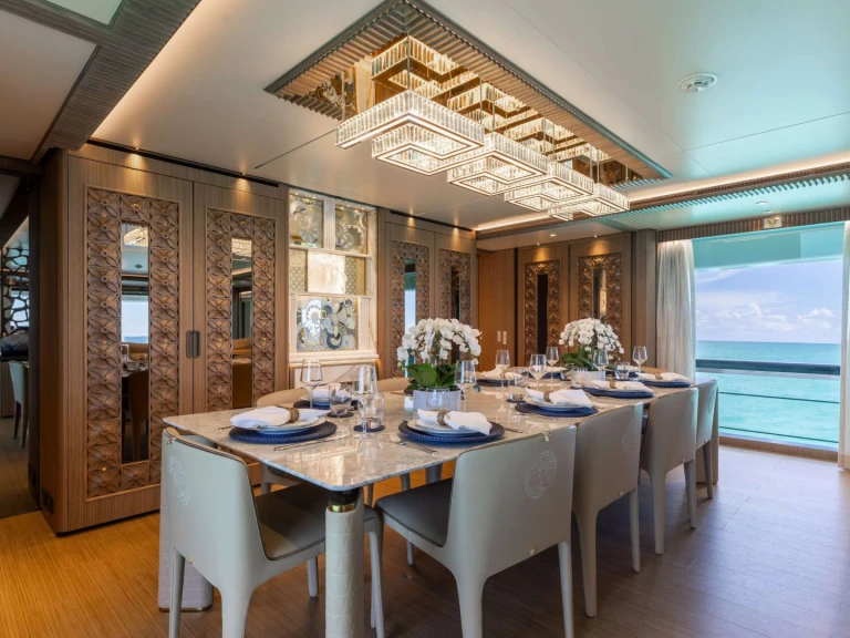 Hire Luxury Yacht Ferretti with a boat licence