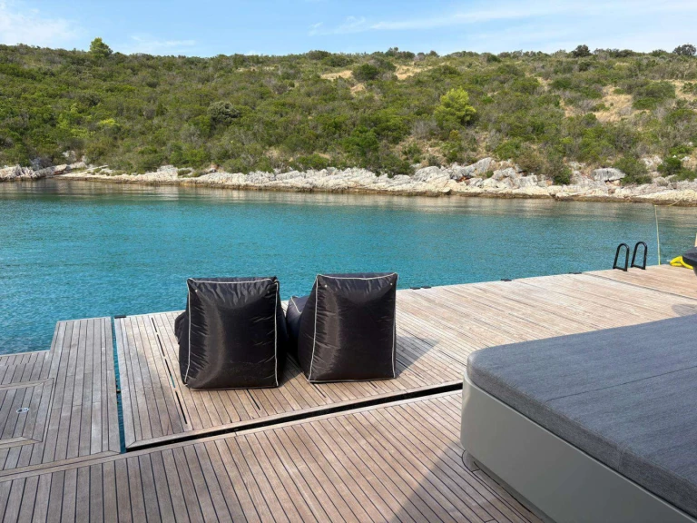 Hire Luxury Yacht with or without skipper  Athens