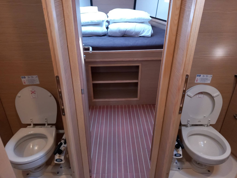 D&D Yacht D&D Kufner 56 - 5 cab charter bareboat or skippered in  Trogir