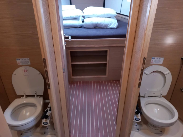 Hire a D&D Yacht D&D Kufner 56 - 5 cab Biograd na Moru