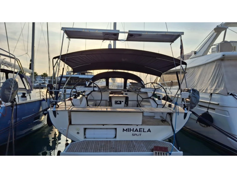 D&D Yacht D&D Kufner 54 Exclusive - 6 cab charter bareboat or skippered in  Trogir