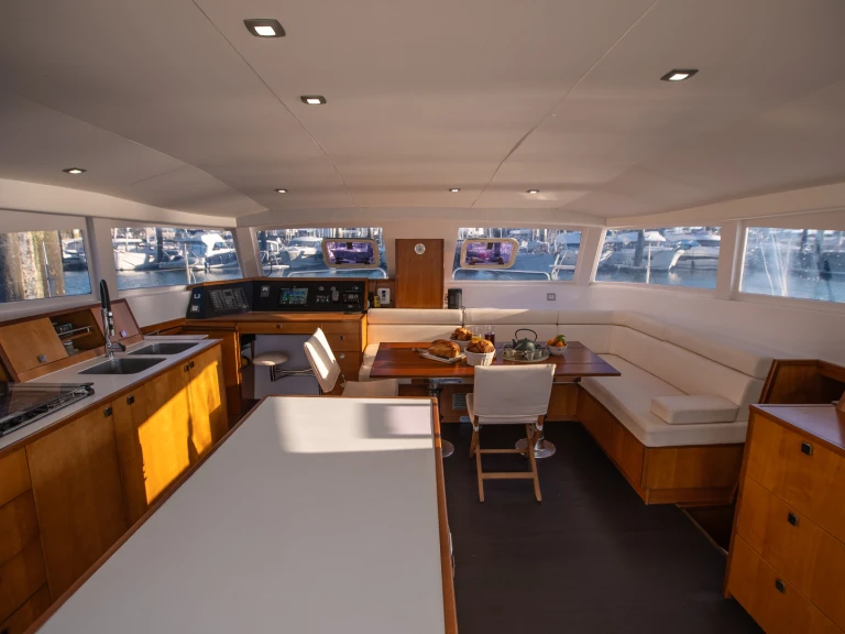 Catamaran to hire Pornichet at the best price