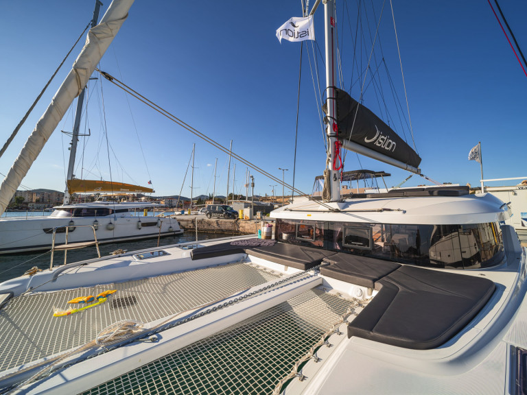 Charter a Lagoon Lagoon 38 in Kos on Samboat