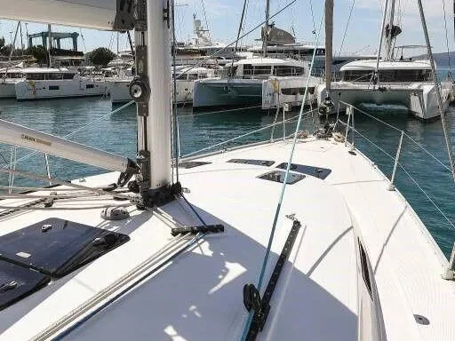 Sailboat hire in Punat - Bavaria Cruiser 45
