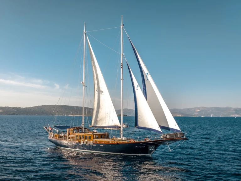 Yacht hire Split cheap Gulet Smart Spirit