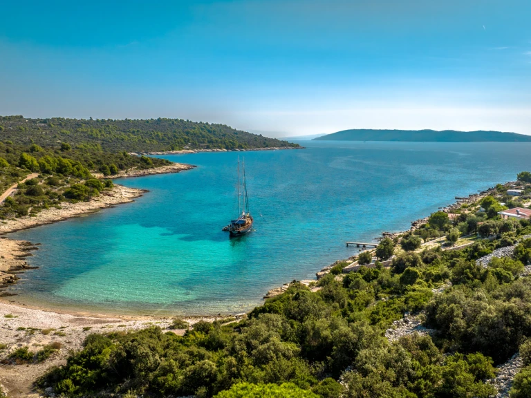 Hire Sailboat with or without skipper  Split