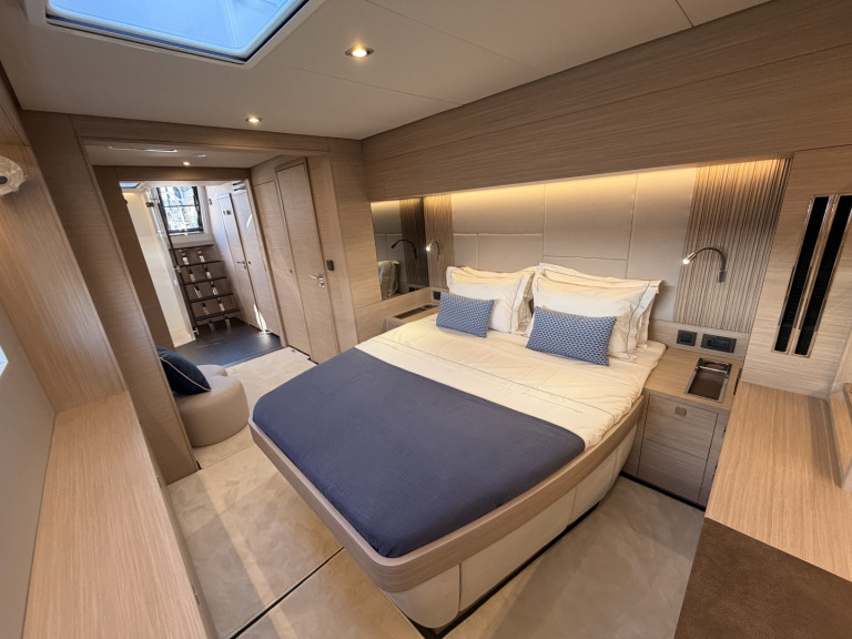 Yacht charter Castellammare di Stabia - Lagoon Lagoon 60 on SamBoat