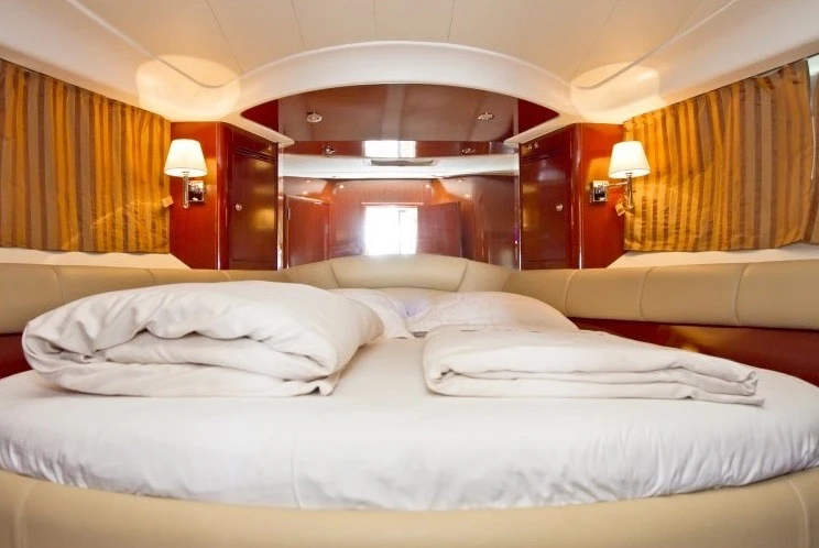 Prestige Prestige 46 Fly-a charter bareboat or skippered in  Cagliari