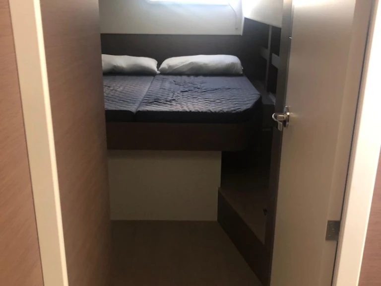 Charter a Bali Bali 4.6 in Sandy Ground on Samboat