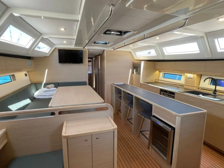 Hire a D&D Yacht D&D Kufner 54.2 Trogir