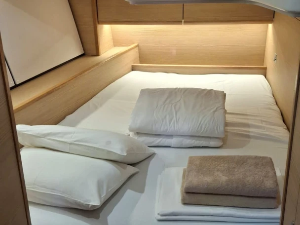 Sailboat to hire Trogir at the best price