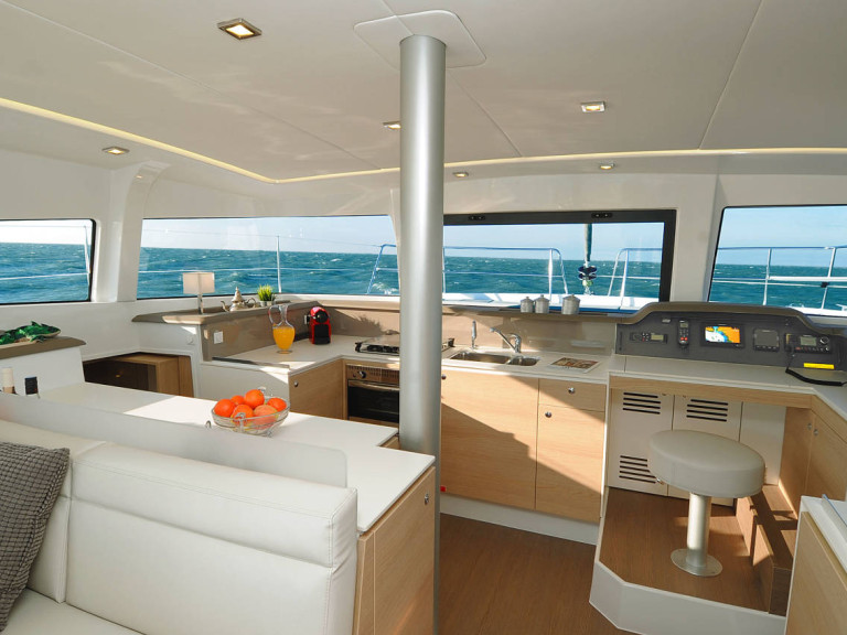 Bali Bali 4.1 charter bareboat or skippered in  Lefkáda