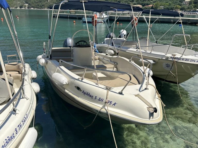 Charter a Nireus Nireus 465 in Aríllas on Samboat